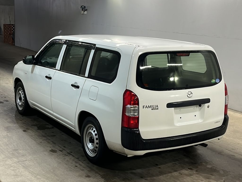 MAZDA FAMILIA