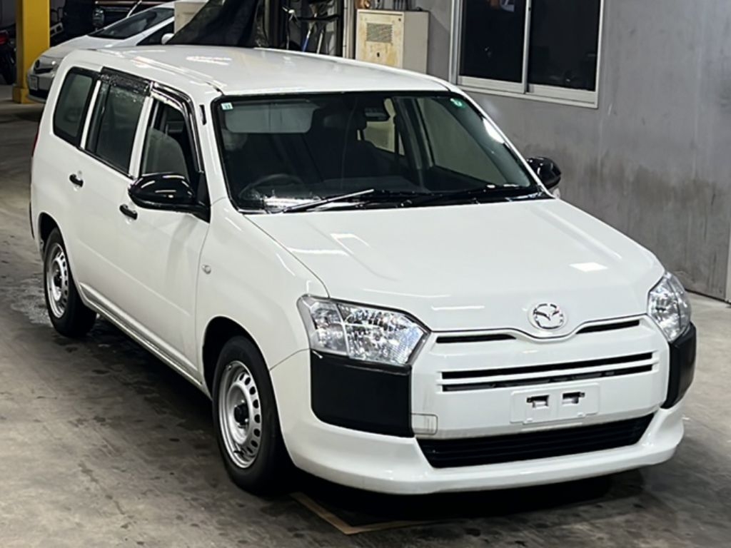 MAZDA FAMILIA