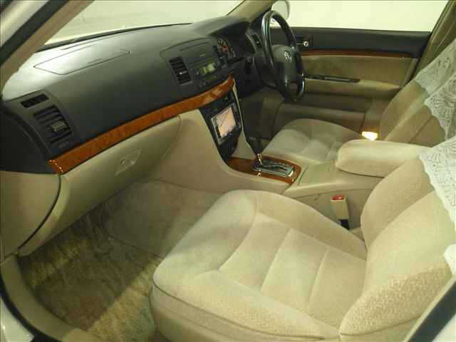 TOYOTA MARK II