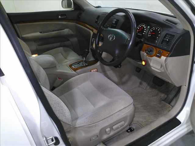 TOYOTA MARK II