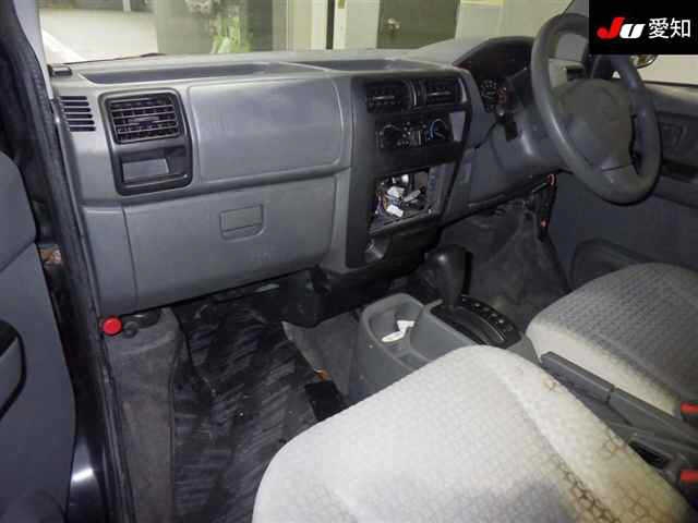 MITSUBISHI TOWN BOX