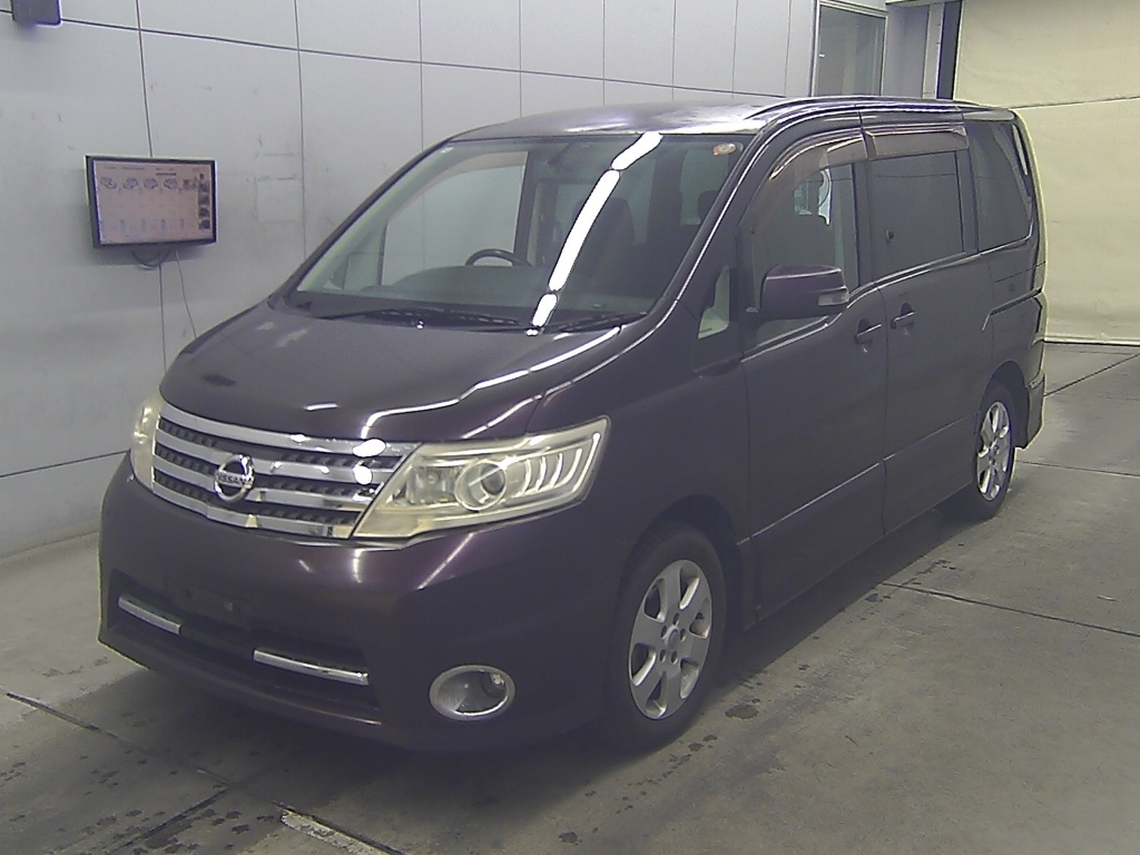 NISSAN SERENA