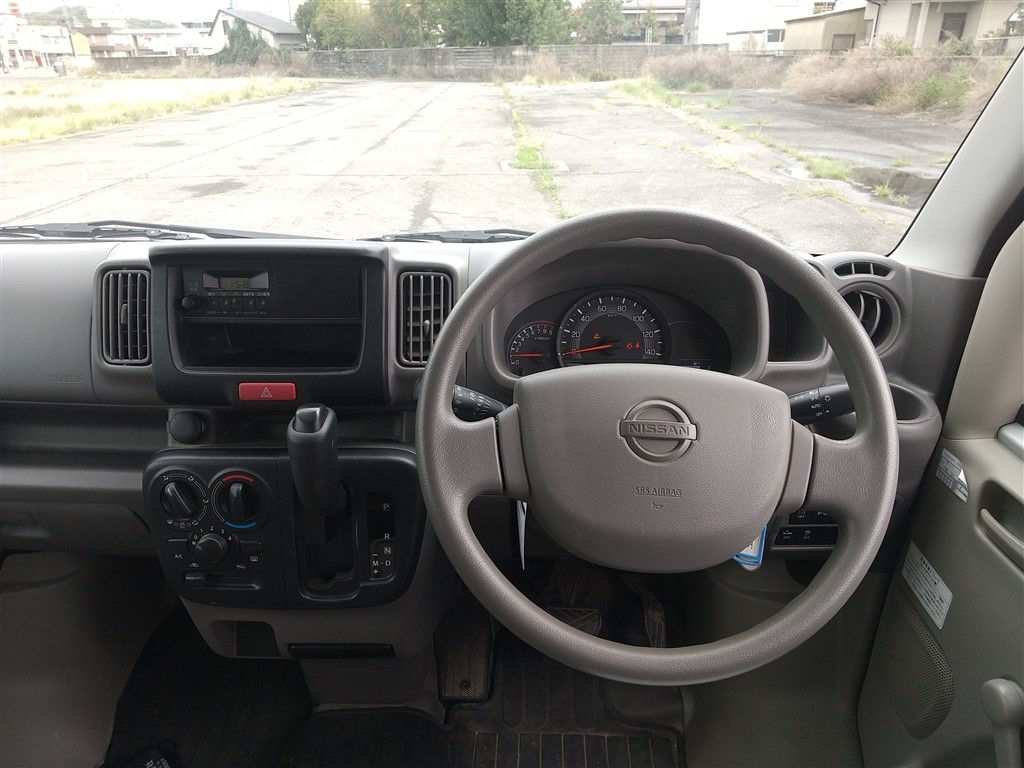 NISSAN NV100 CLIPPER