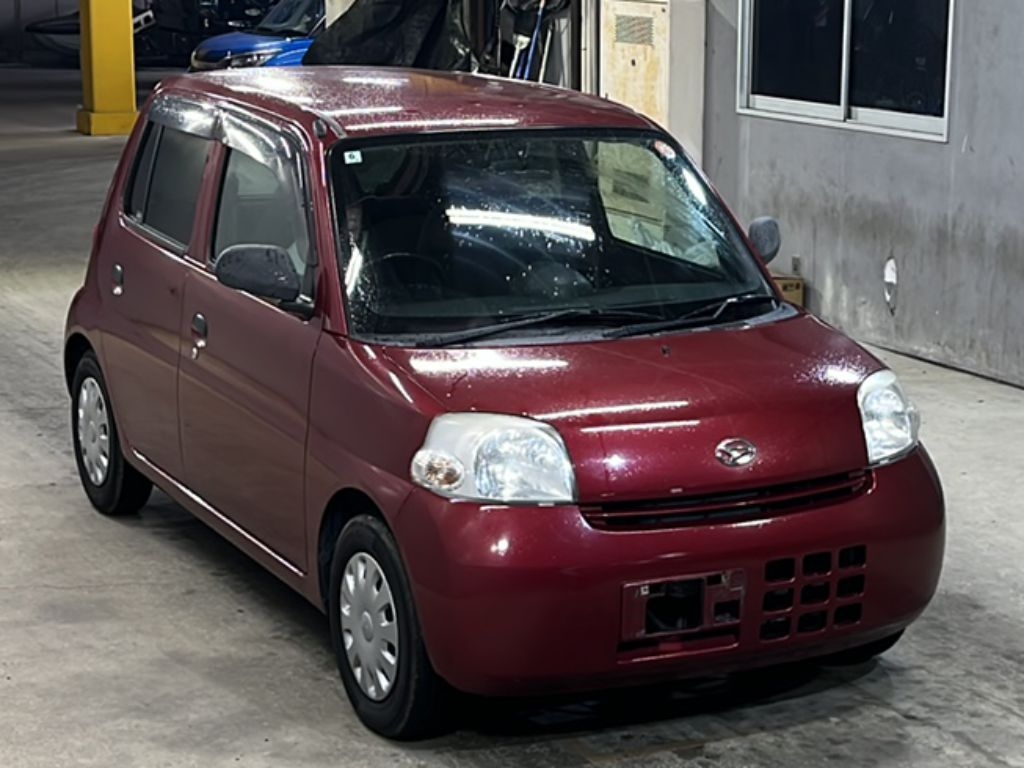 DAIHATSU ESSE