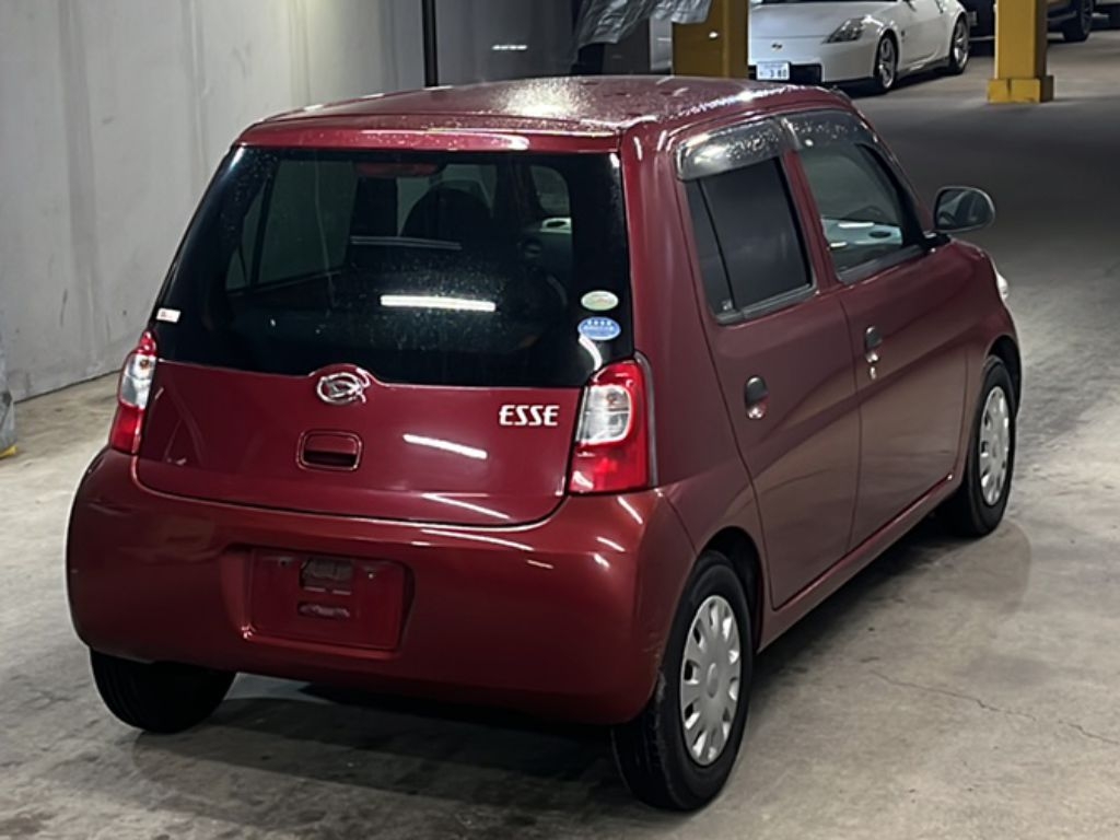 DAIHATSU ESSE
