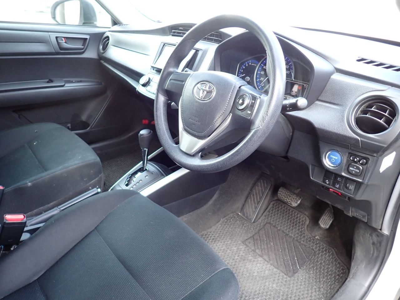 TOYOTA COROLLA FIELDER