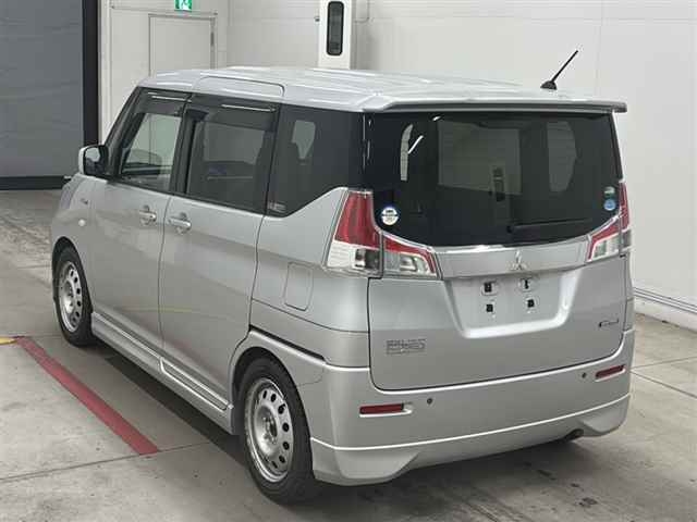 MITSUBISHI DELICA D:2