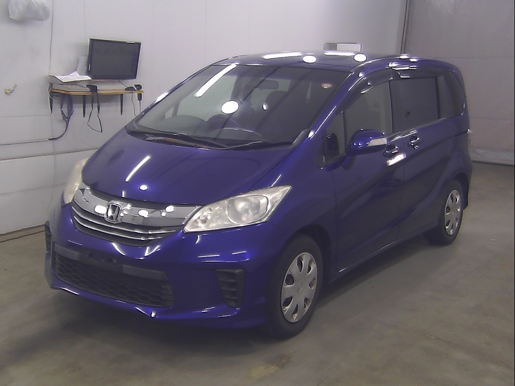 HONDA FREED