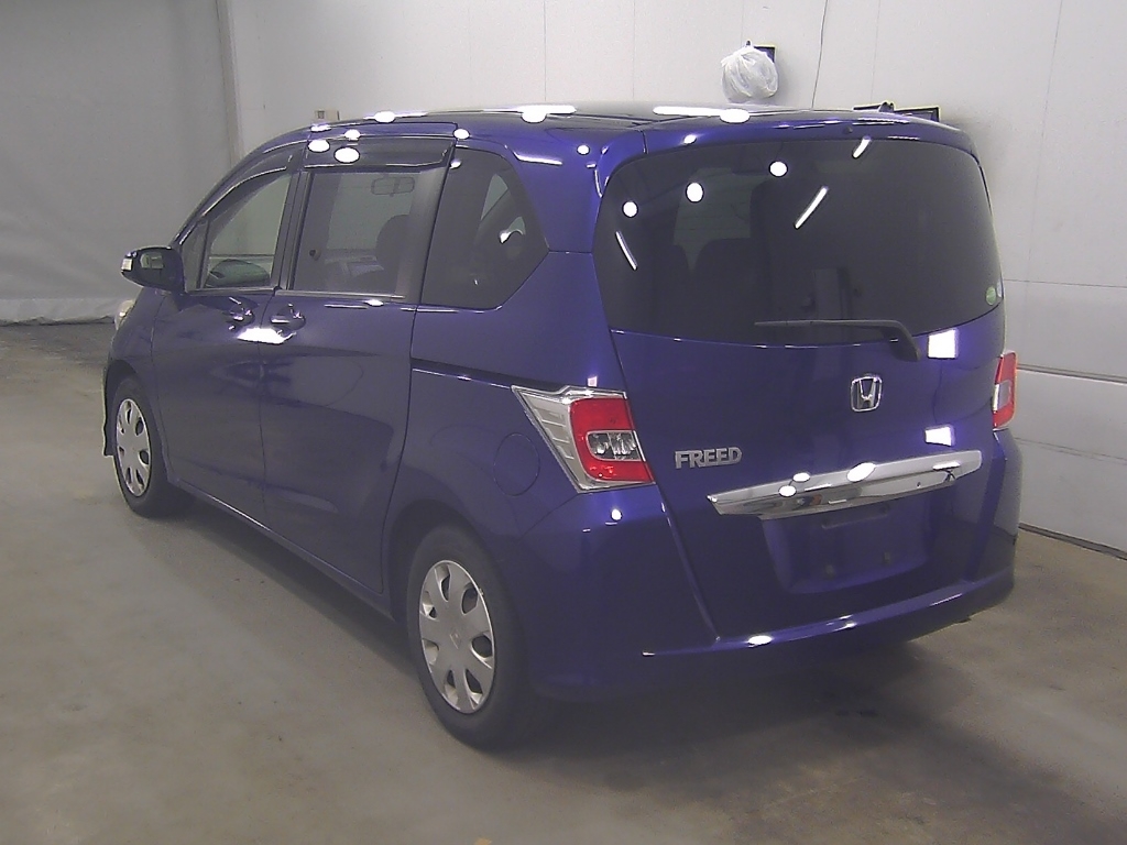 HONDA FREED