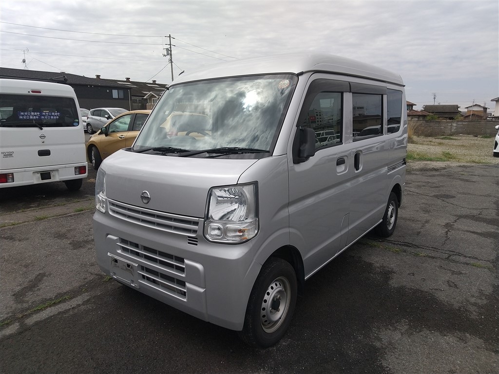 NISSAN NV100 CLIPPER