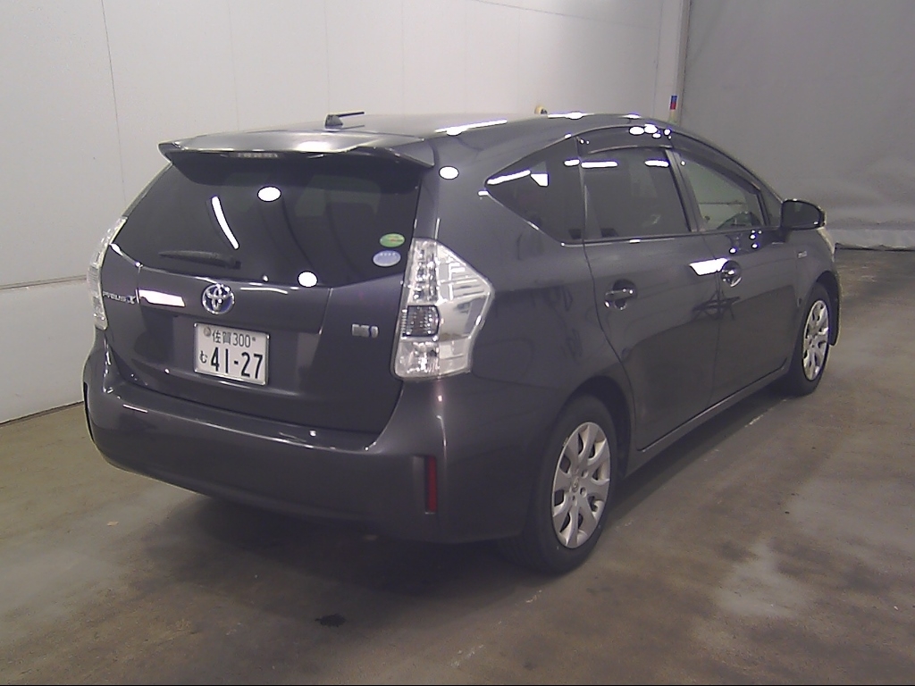 TOYOTA PRIUS ALPHA