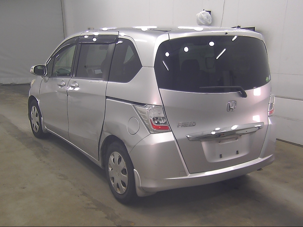 HONDA FREED