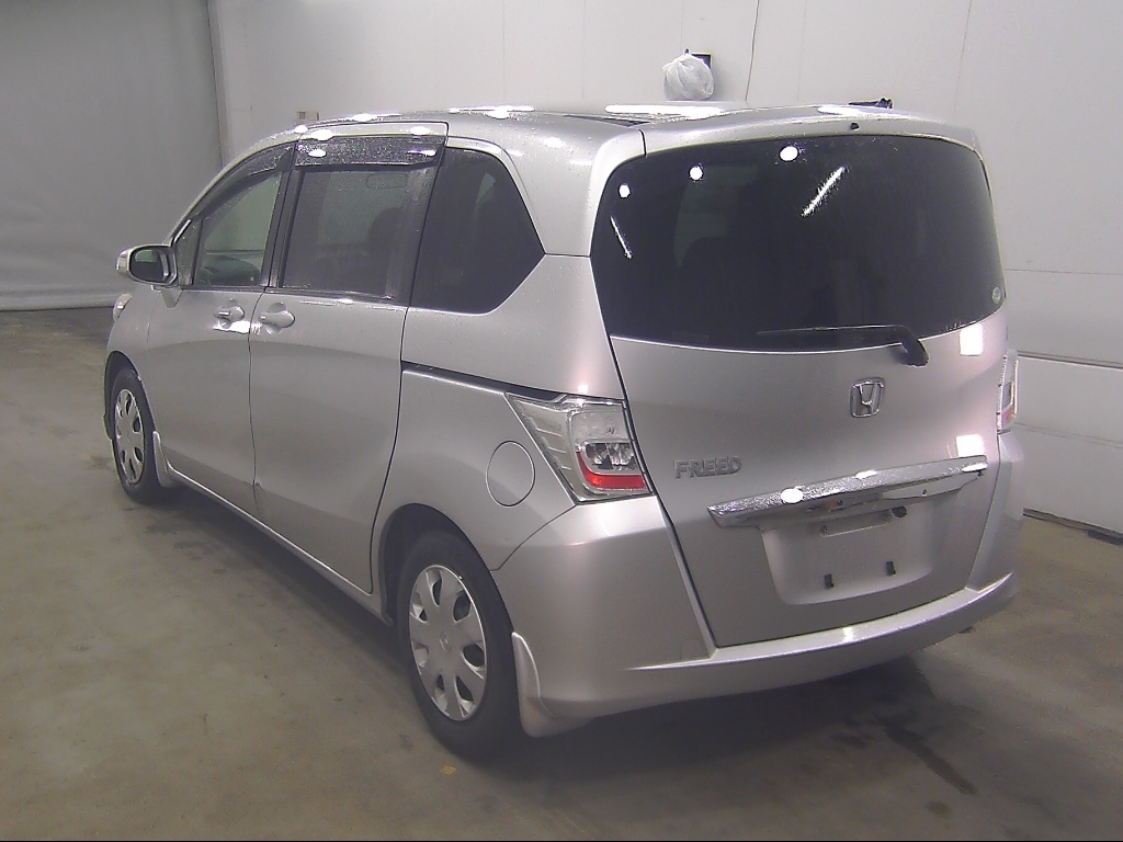 HONDA FREED