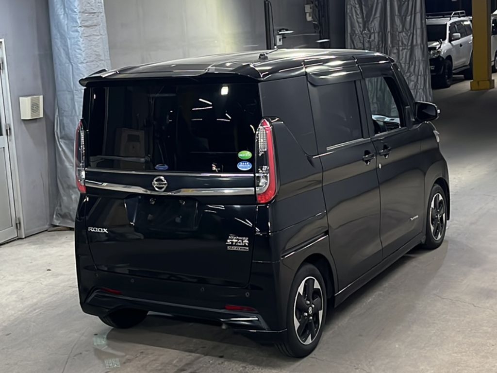 NISSAN ROOX