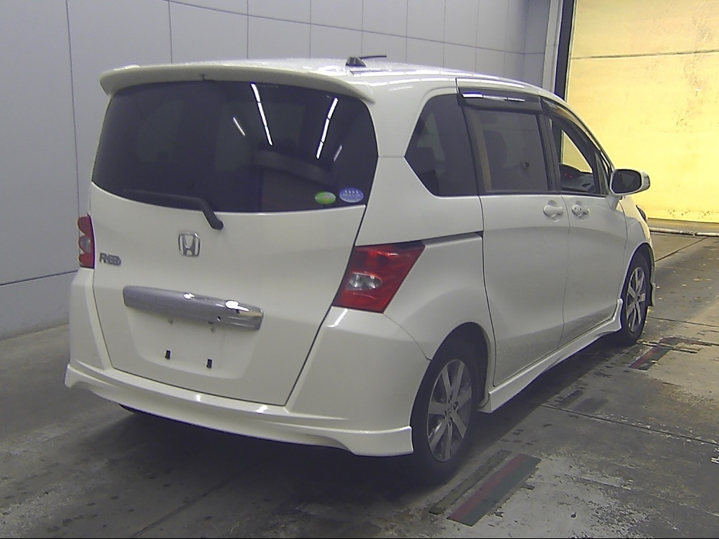 HONDA FREED