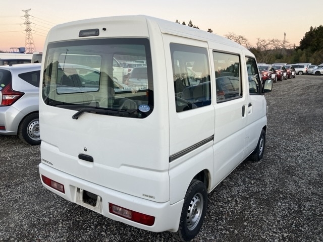MITSUBISHI MINICAB