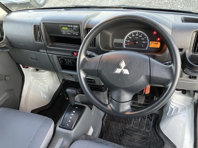 MITSUBISHI MINICAB
