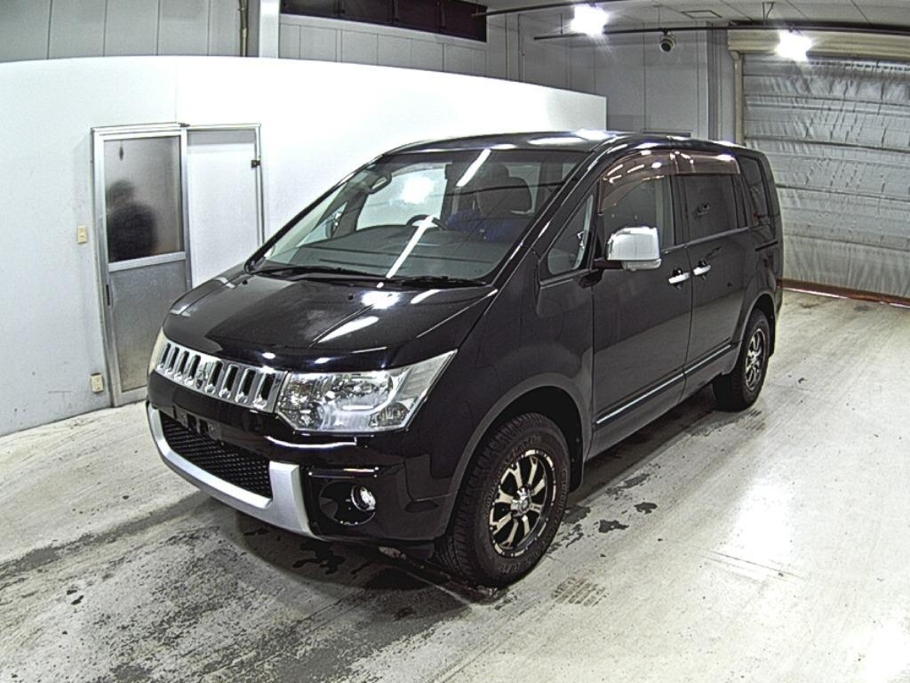 MITSUBISHI DELICA D:5