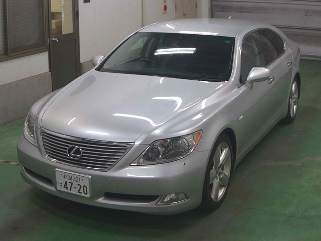 LEXUS LS460