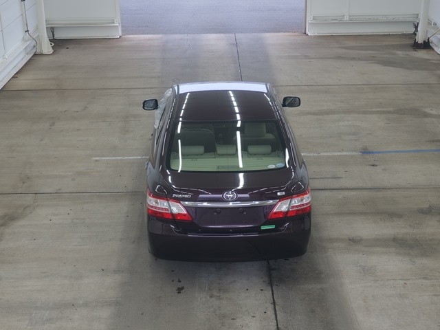 TOYOTA PREMIO