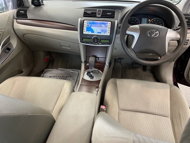 TOYOTA PREMIO