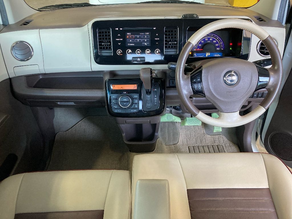 NISSAN MOCO