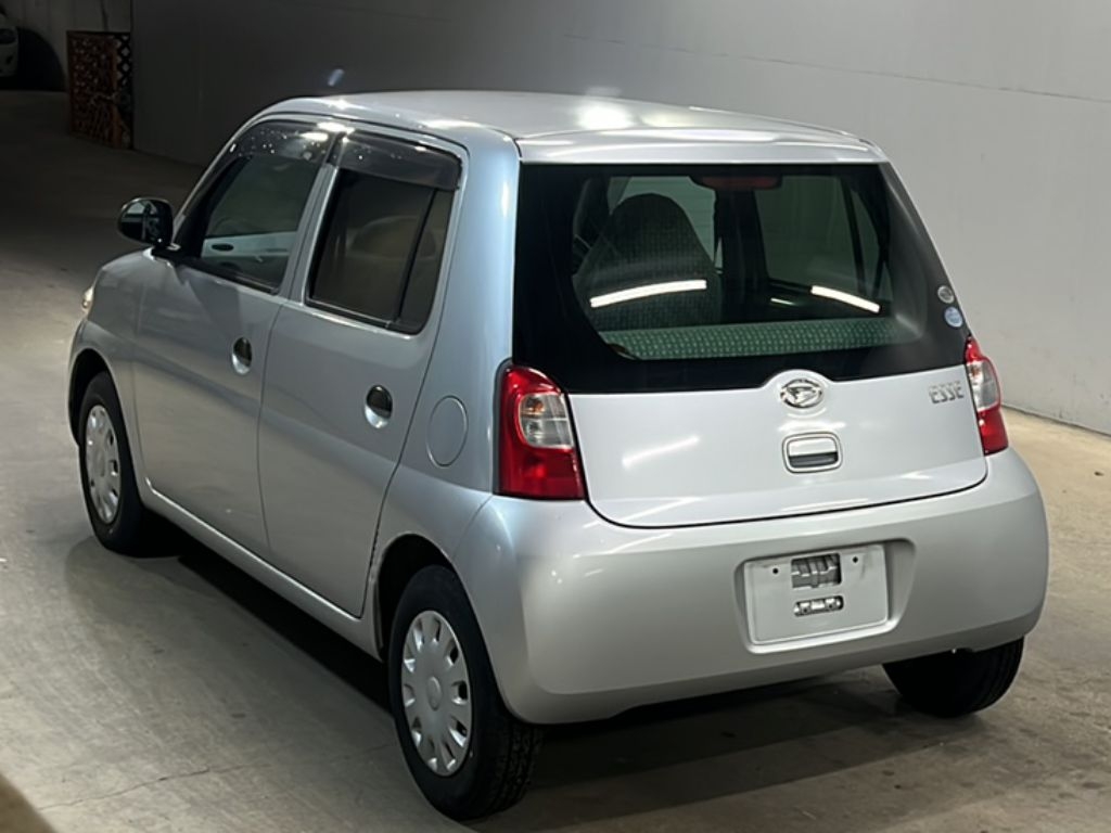 DAIHATSU ESSE
