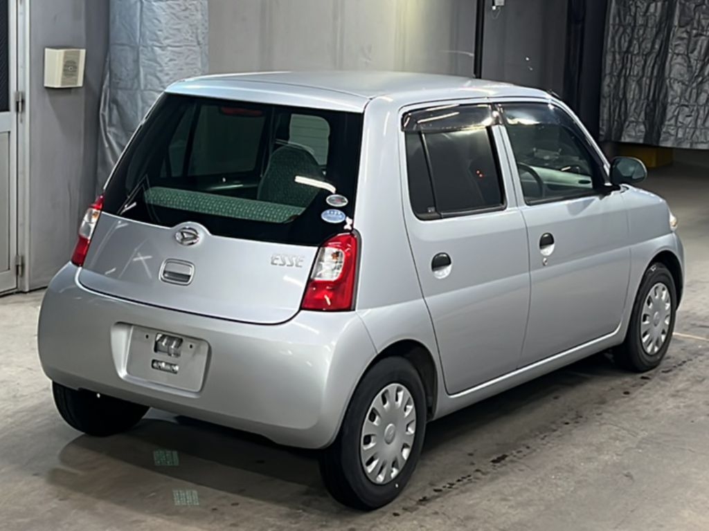DAIHATSU ESSE