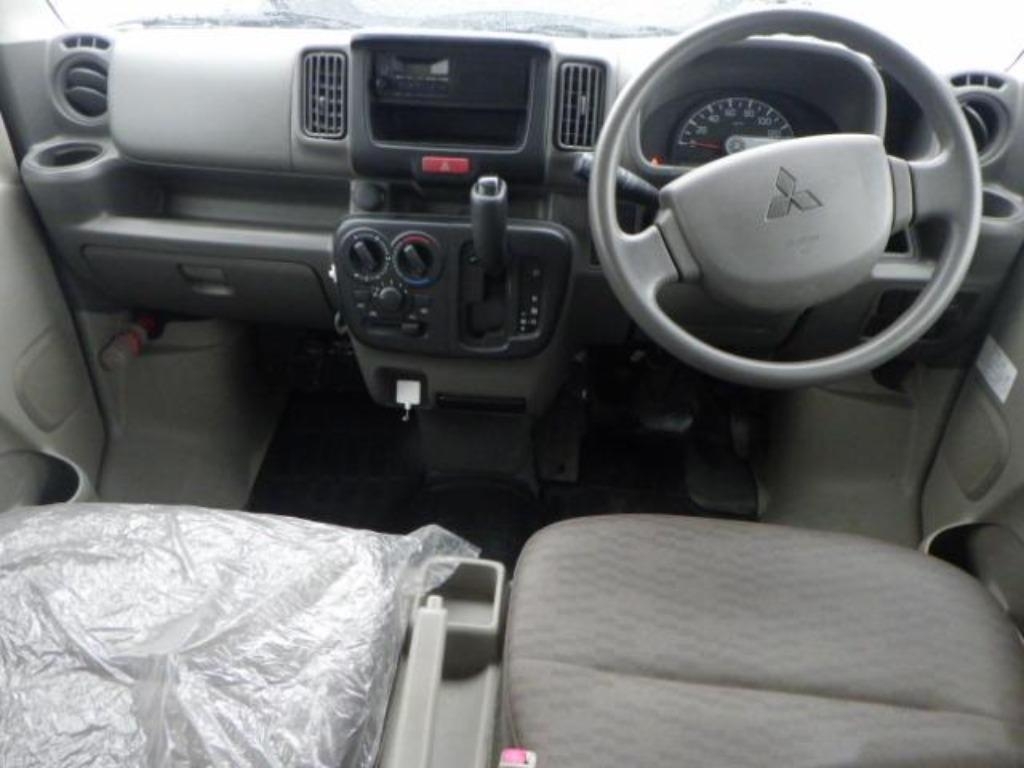 MITSUBISHI MINICAB