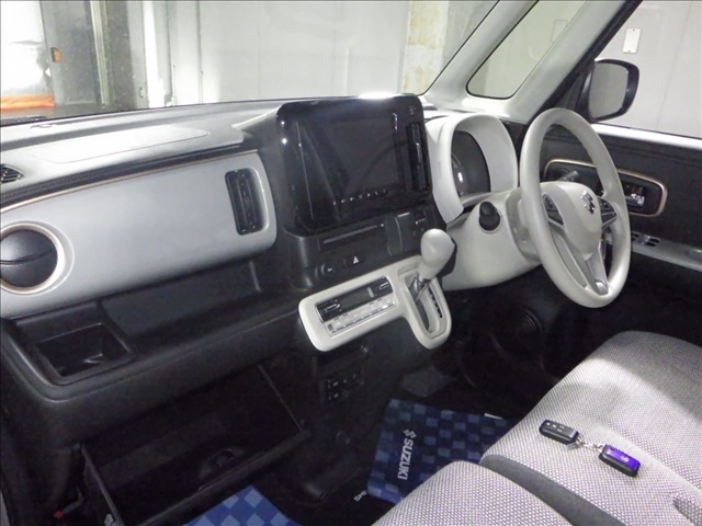 SUZUKI WAGON R SMILE