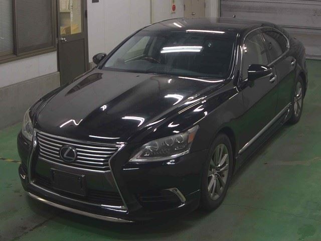 LEXUS LS600H