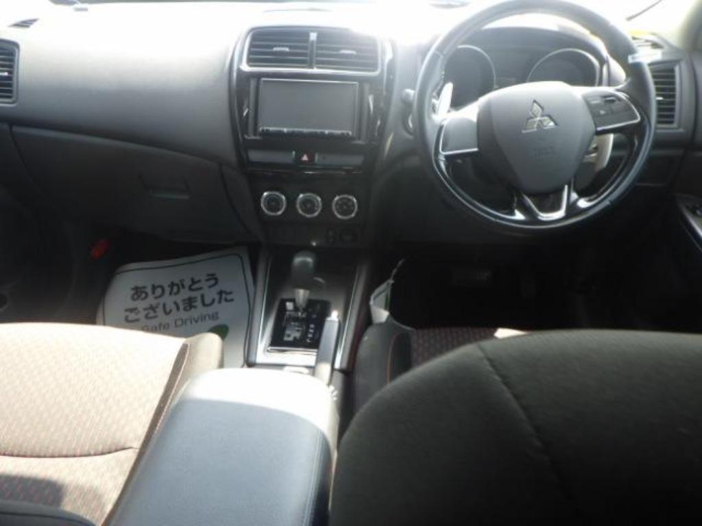 MITSUBISHI RVR