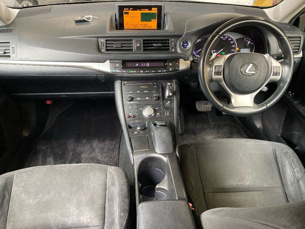 LEXUS CT200H