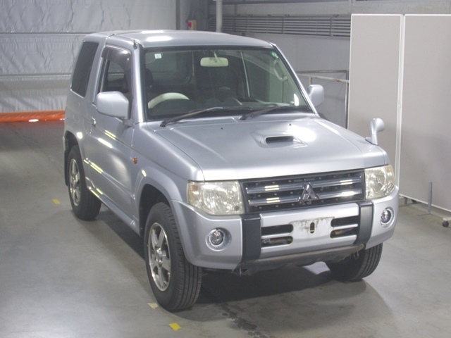 MITSUBISHI PAJERO MINI