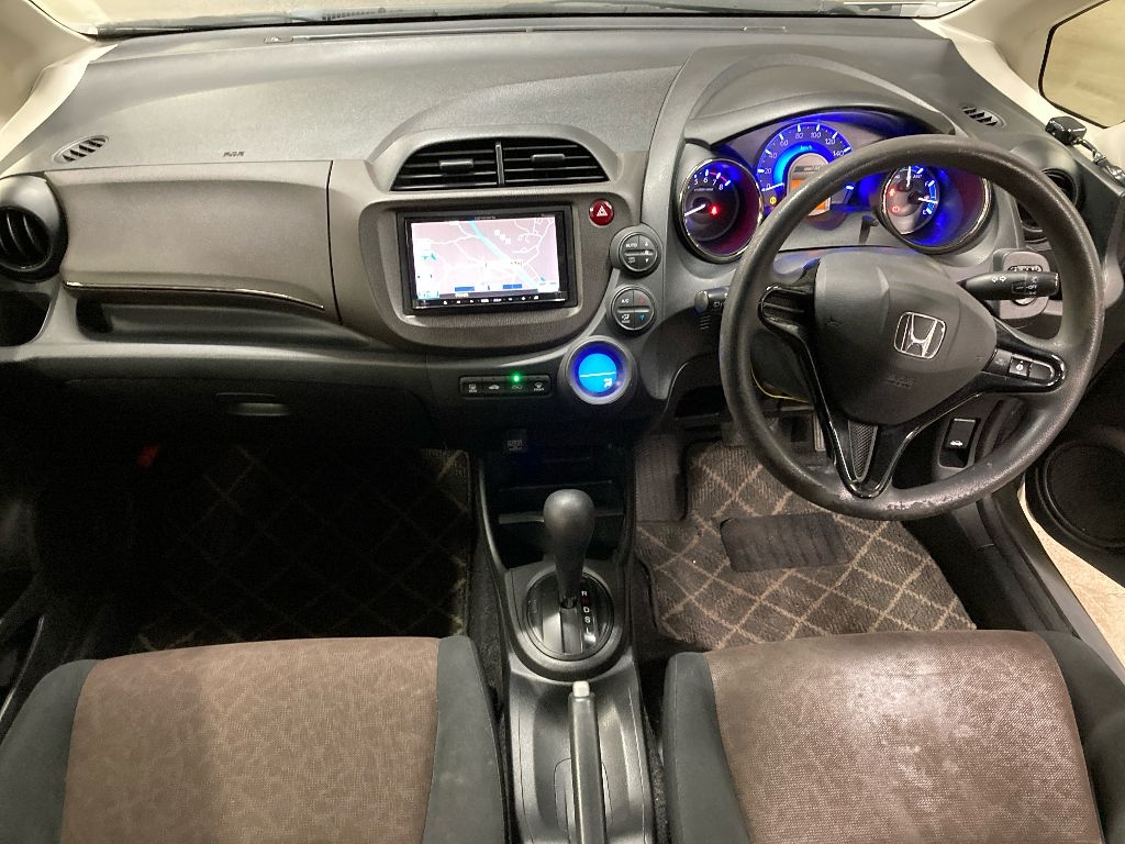HONDA FIT SHUTTLE