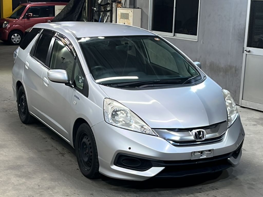HONDA FIT SHUTTLE