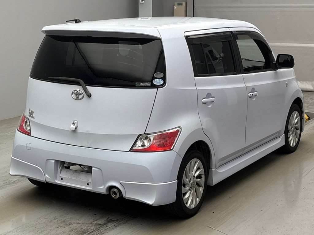TOYOTA BB