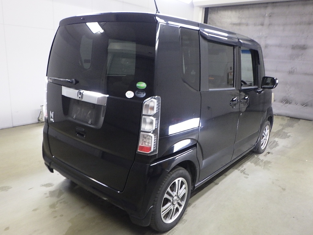 HONDA N-BOX