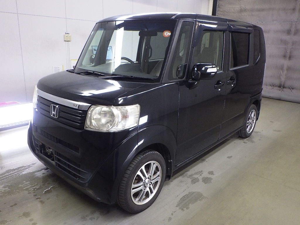 HONDA N-BOX