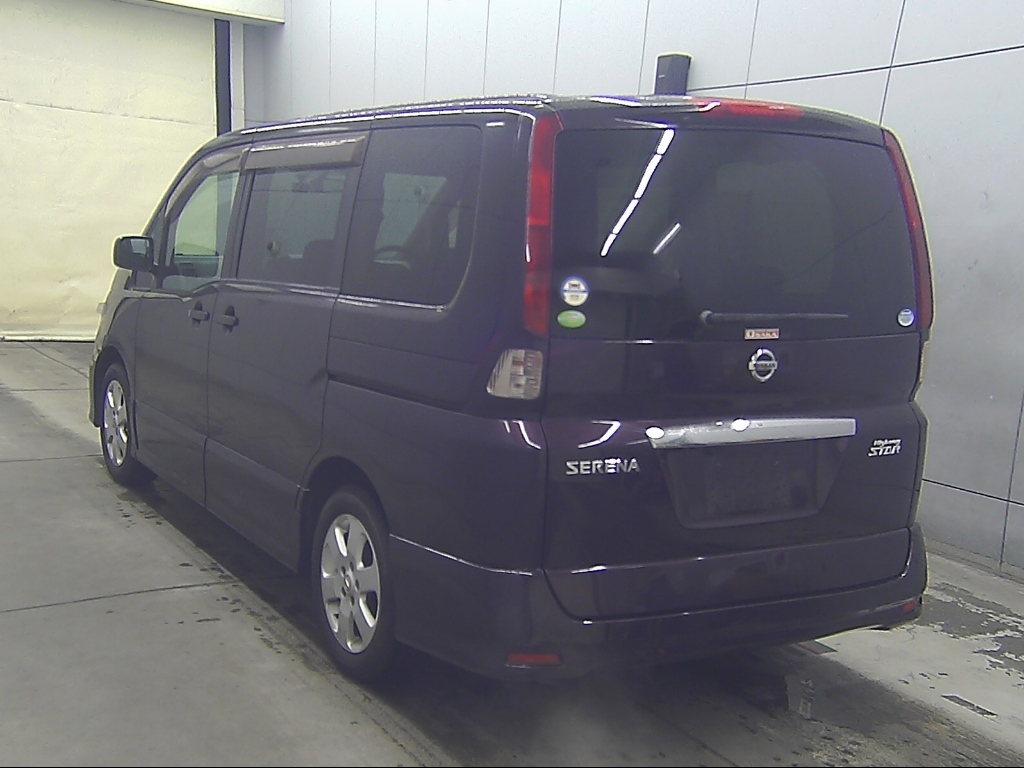NISSAN SERENA
