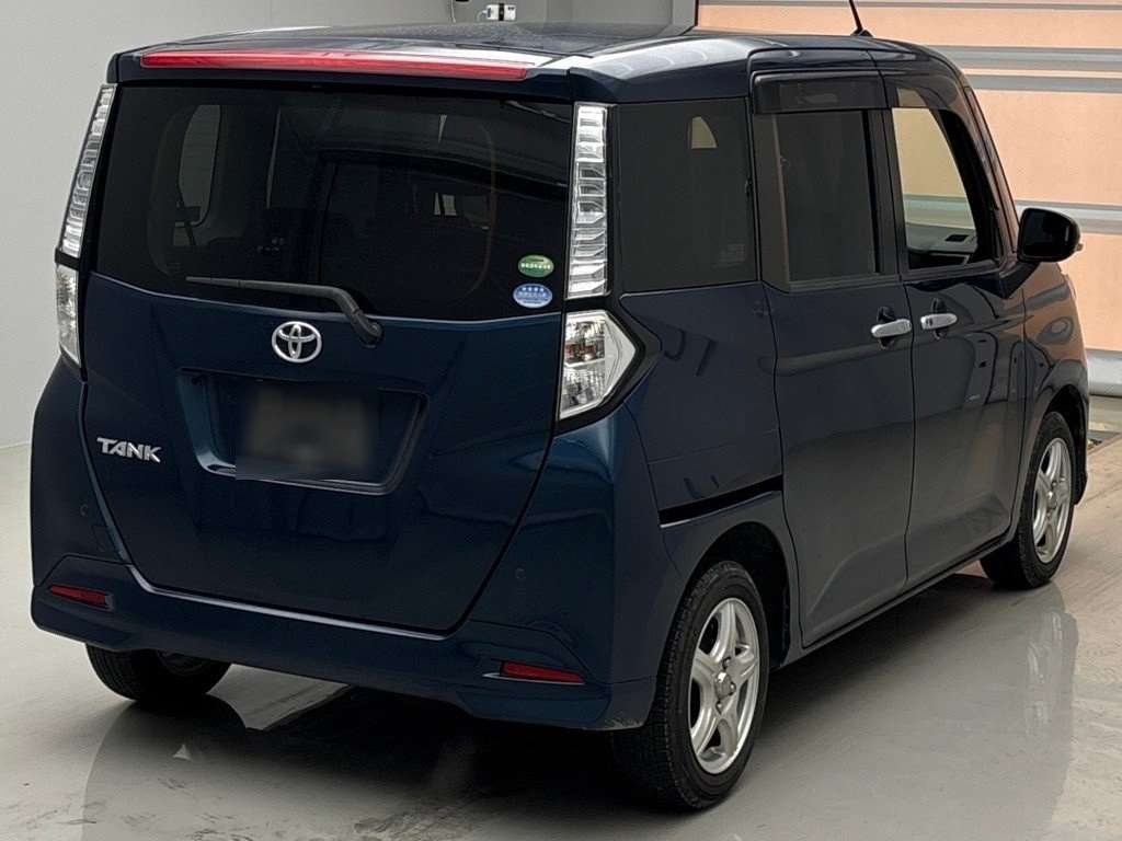 TOYOTA TANK