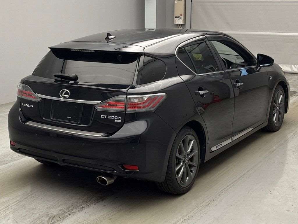 LEXUS CT200H