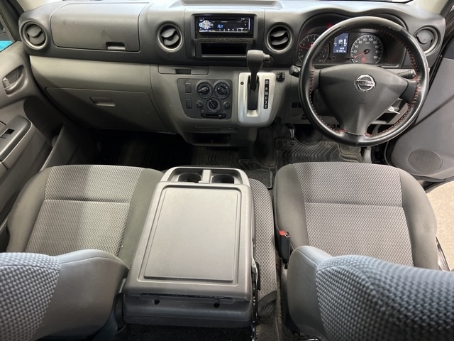 NISSAN NV350 CARAVAN