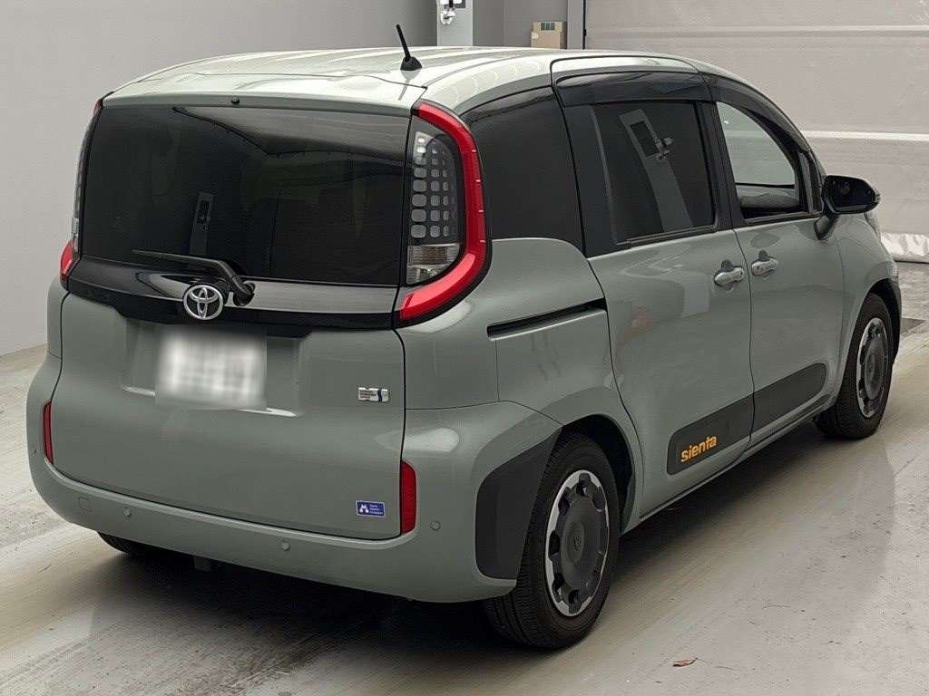 TOYOTA SIENTA