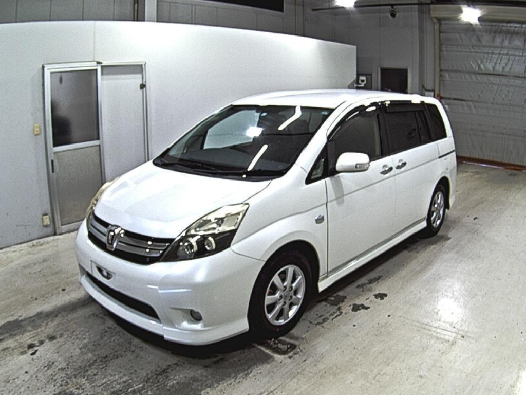 TOYOTA ISIS