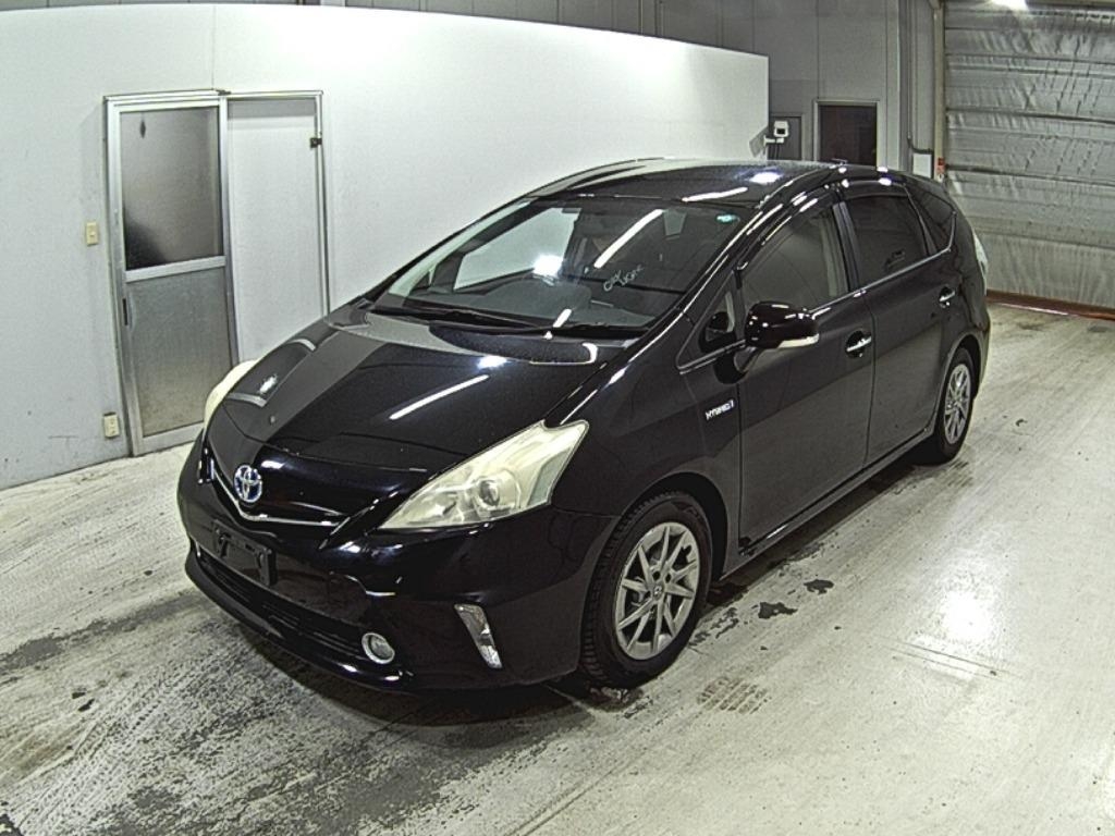 TOYOTA PRIUS ALPHA