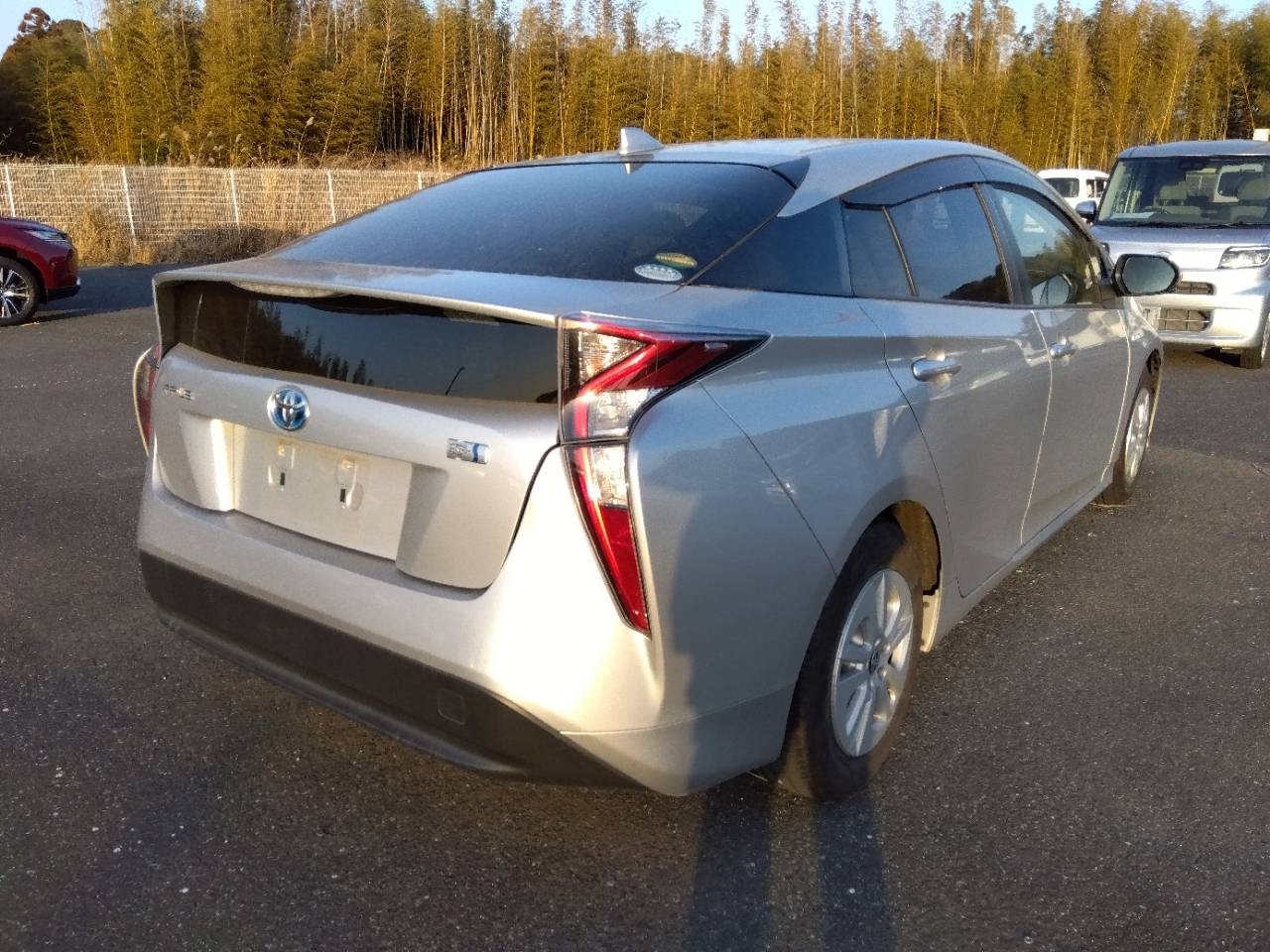 TOYOTA PRIUS