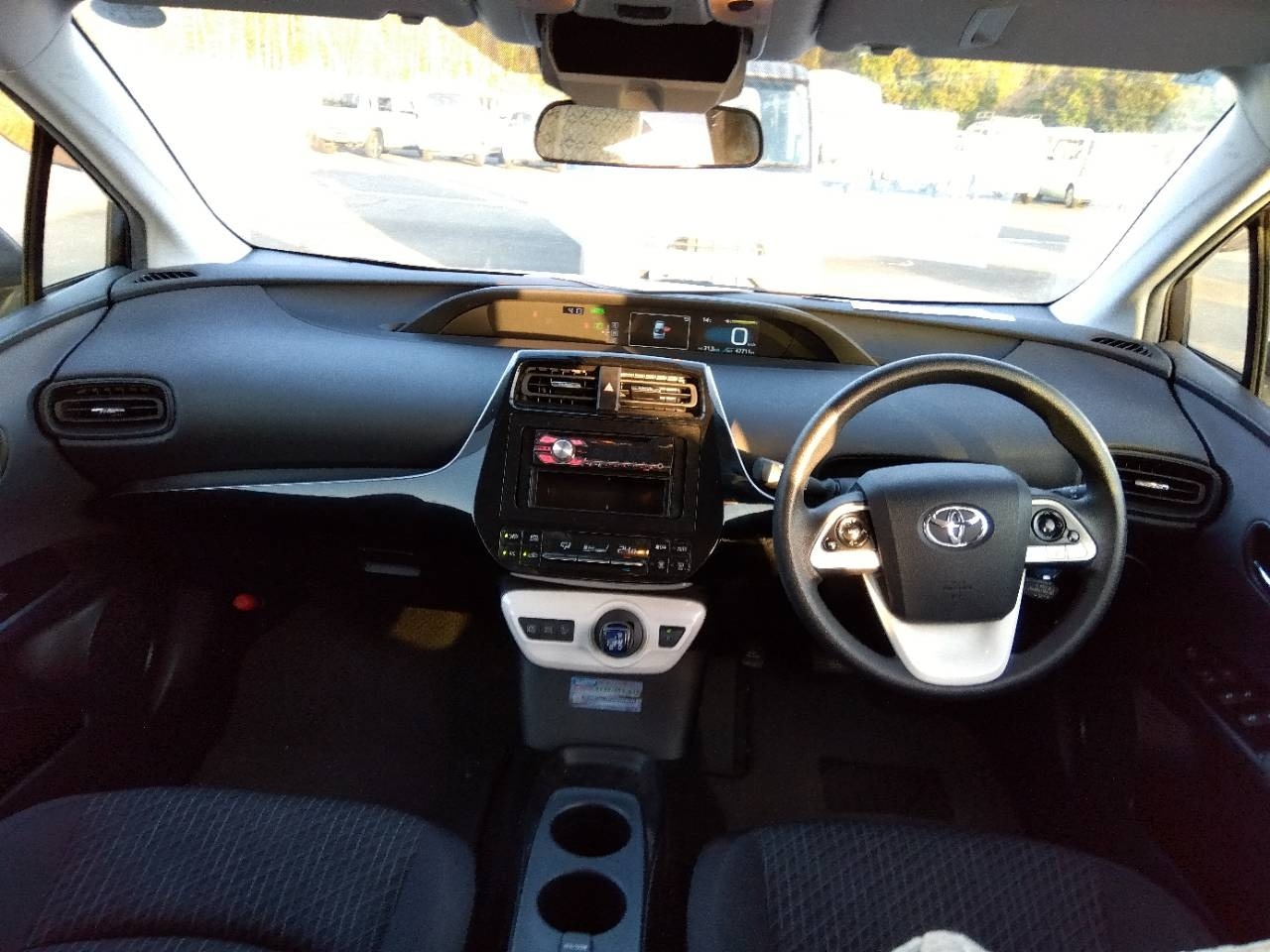 TOYOTA PRIUS
