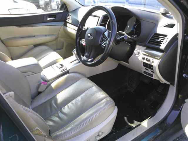 SUBARU OUTBACK