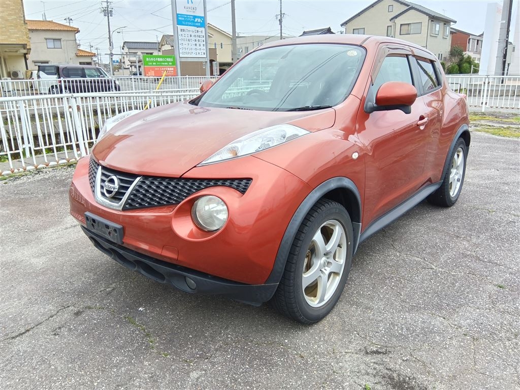 NISSAN JUKE